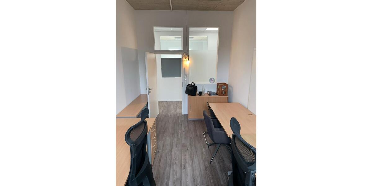 Gewerbeobjekt Neusäß - 350&euro; | Angebot:24774136