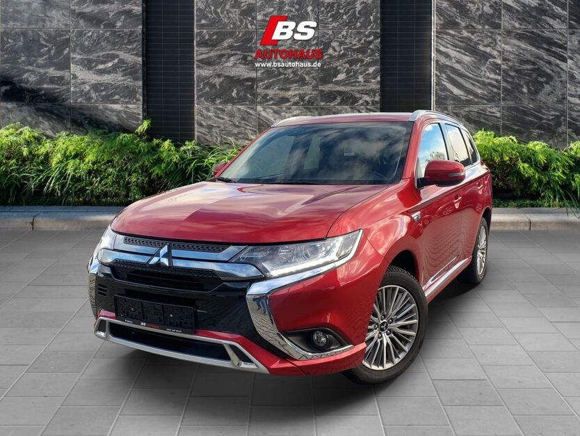 Mitsubishi Plug-in Hybrid Outlander 82.751 km 20.999 € Friedberg 86316
