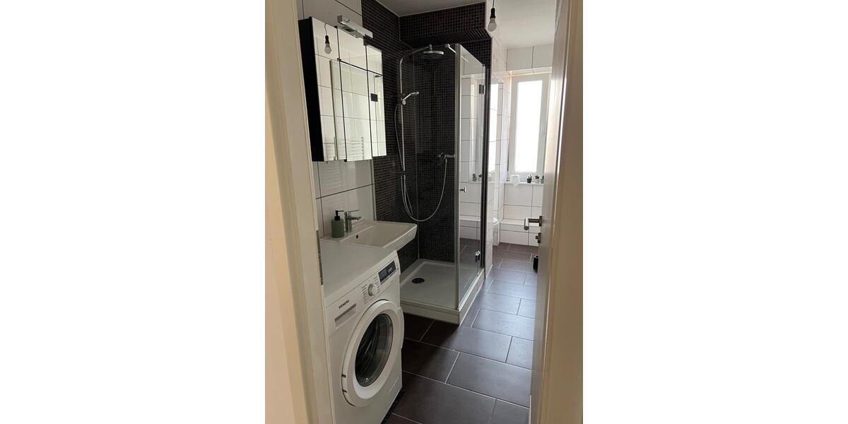 Attraktive Kapitalanlage: sonnig,ruhig und in gefragter Lage 2 zimmer