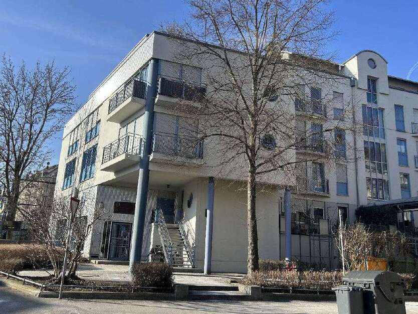 Büro in Augsburg-Innenstadt 265.000 € 61.02 m²