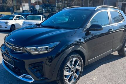 Kia Stonic 5.000 km 25.980 &euro; Diedorf / Augsburg 86420