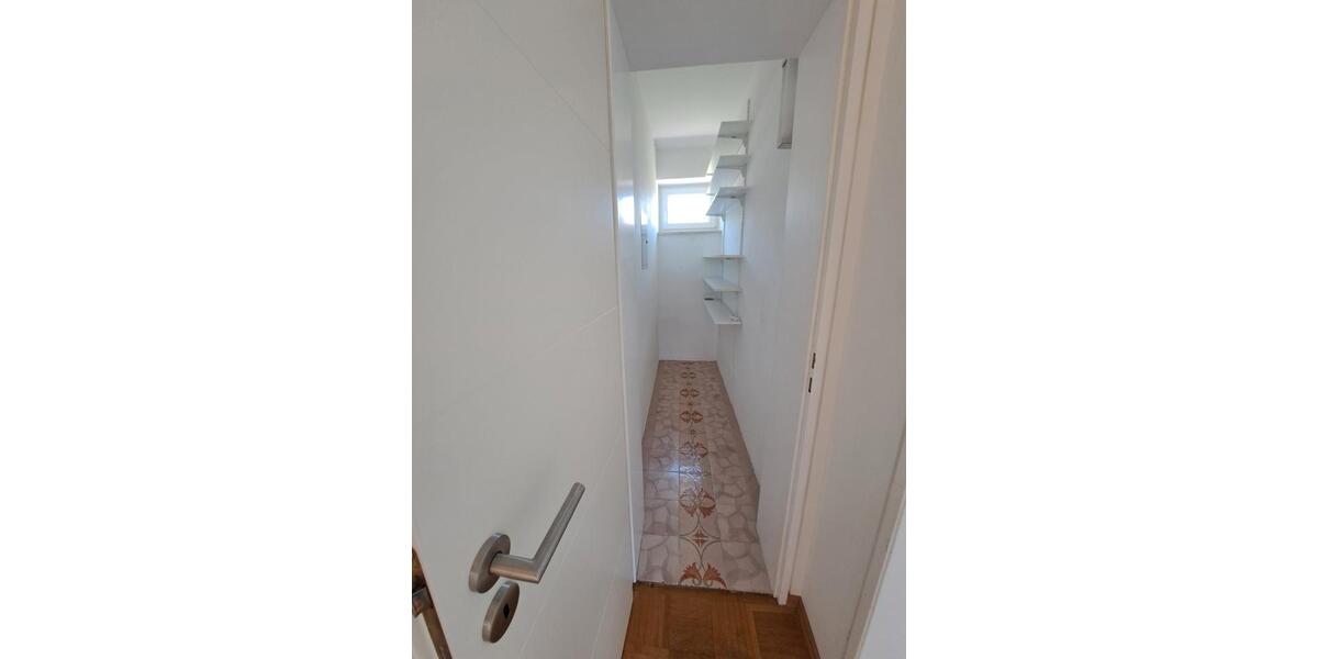 Etagenwohnung Neusäß - 3 Zimmer, 105 m&sup2;, 349.000&euro; | Angebot:27021012