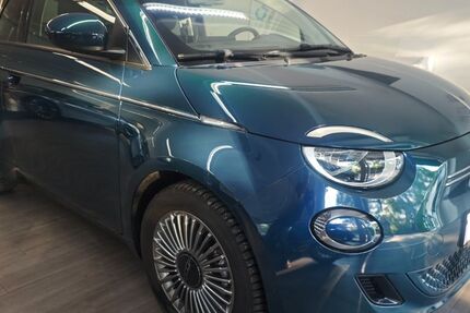Fiat 500e 14.500 km 17.490 &euro; Moorenweis 82272