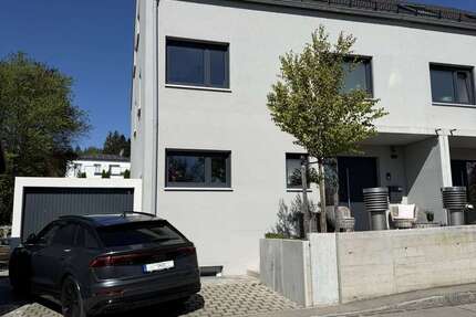 Haus Augsburg Neubergheim - 6 Zimmer, 170 m&sup2;, 2.600&euro; | Angebot:26766595