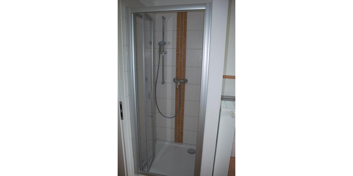 Dachgeschoßwohnung Diedorf - 4 Zimmer, 93 m&sup2;, 1.050&euro; | Angebot:26365008