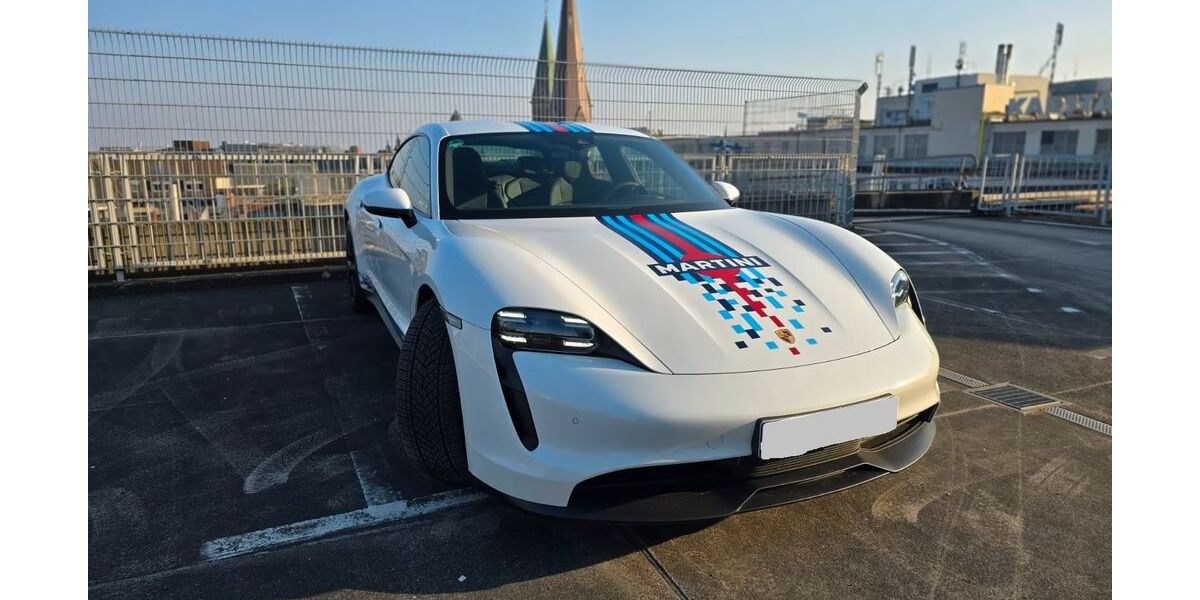 Porsche Taycan 31.000 km 22.900 &euro; Pöttmes 86554