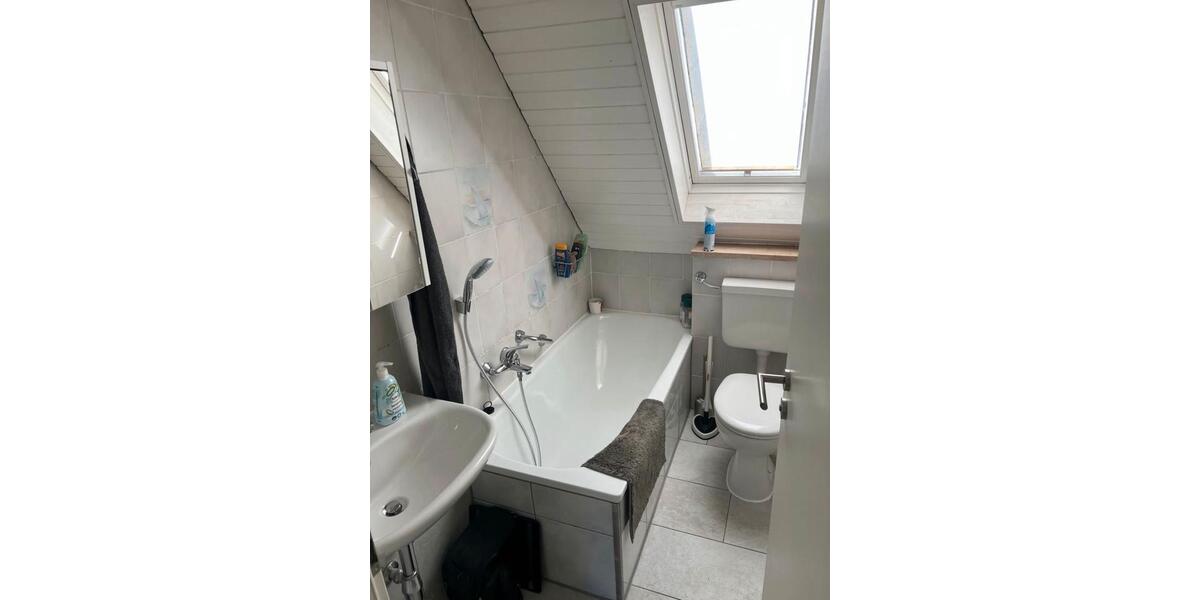 Dachgeschoßwohnung Augsburg Haunstetten-Siebenbrunn - 2 Zimmer, 38 m&sup2;, 175.000&euro; | Angebot:24749695