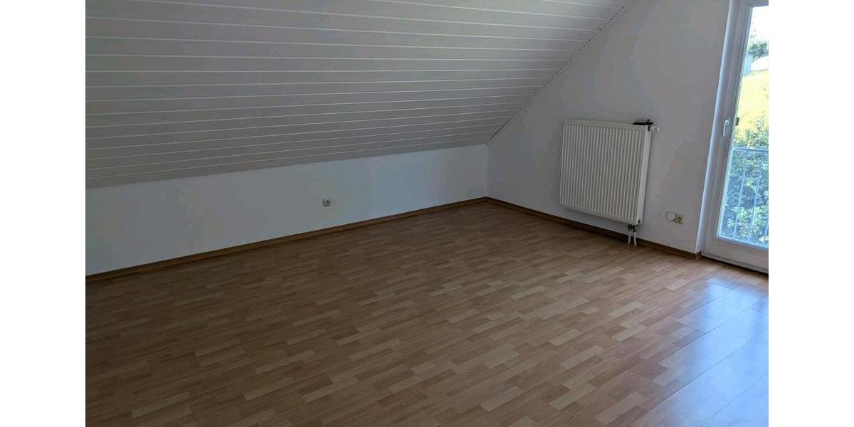 Einfamilienhaus Aichach - 5 Zimmer, 135 m&sup2;, 1.350&euro; | Angebot:25170608