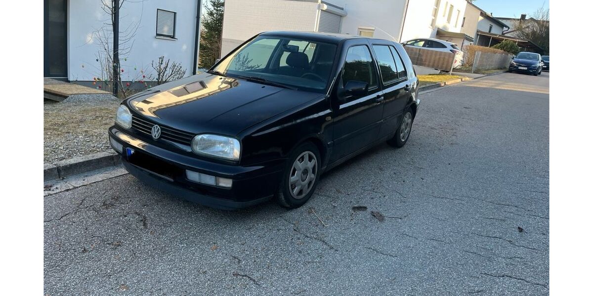 VW Golf 205.000 km 1.400 &euro; Aichach 86551