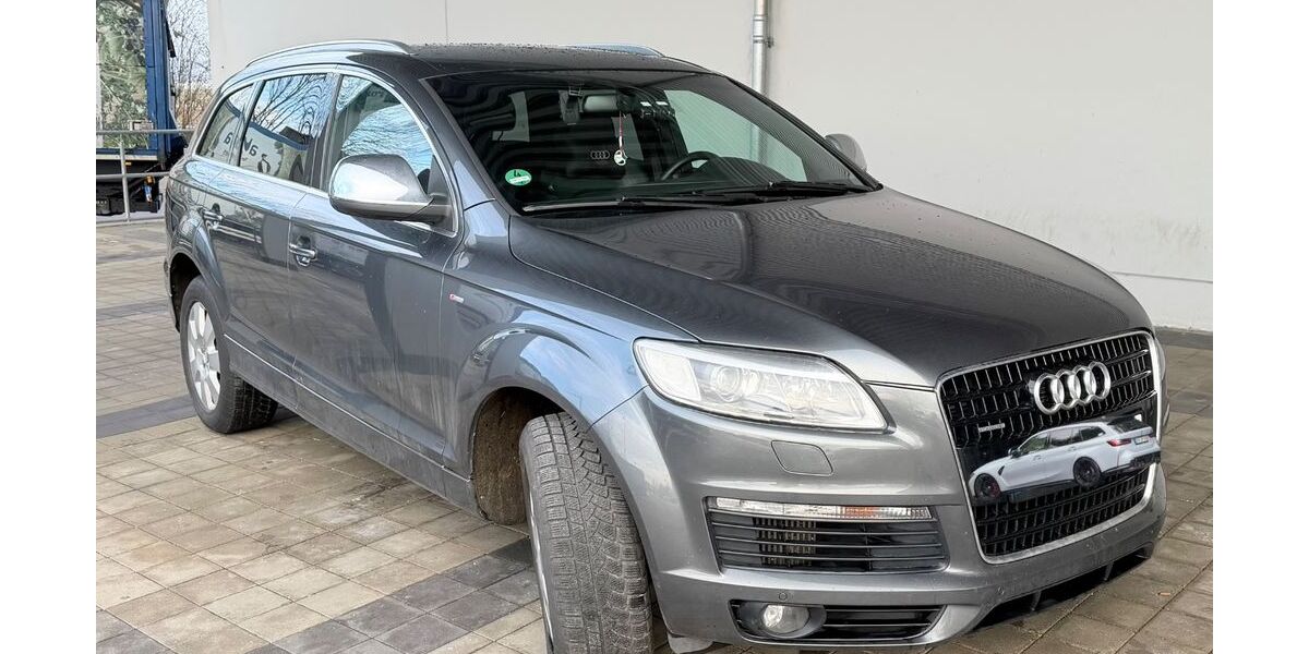Audi Q7 264.000 km 7.499 &euro; Geltendorf 82269