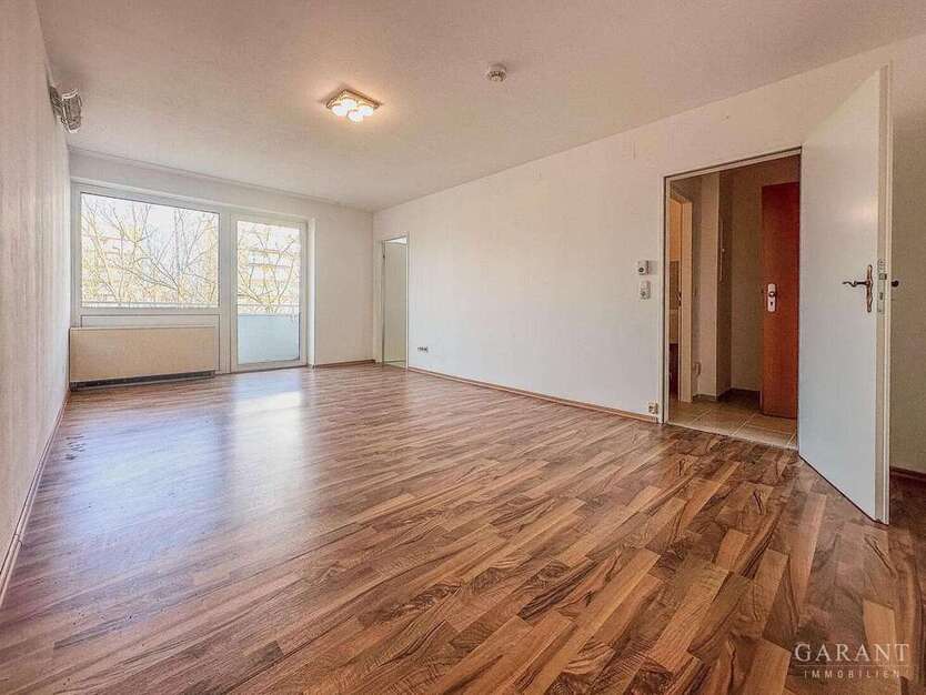 Wohnung zum Kaufen in Augsburg 150.000 € 33 m²