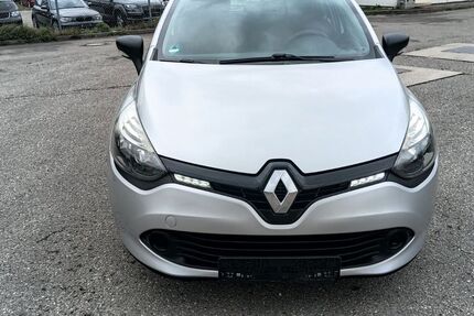 Renault Clio 172.000 km 3.990 &euro; Augsburg 86167