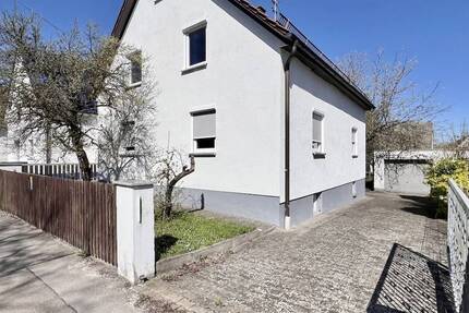 Haus Augsburg/Hochzoll-Süd Hochzoll - 6 Zimmer, 161 m&sup2;, 700.000&euro; | Angebot:26170569