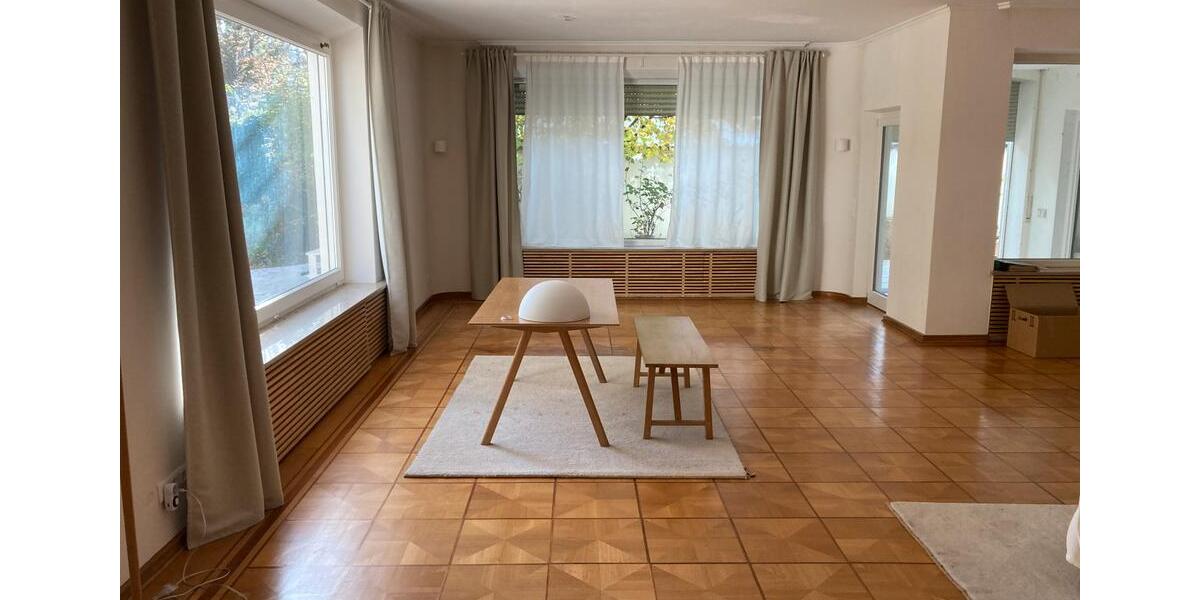 Villa Augsburg Bergheim - 8 Zimmer, 330 m&sup2;, 1.950.000&euro; | Angebot:25809587