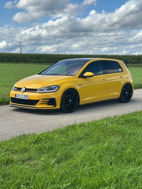 VW Golf 125.000 km 19.290 € Baar 86674