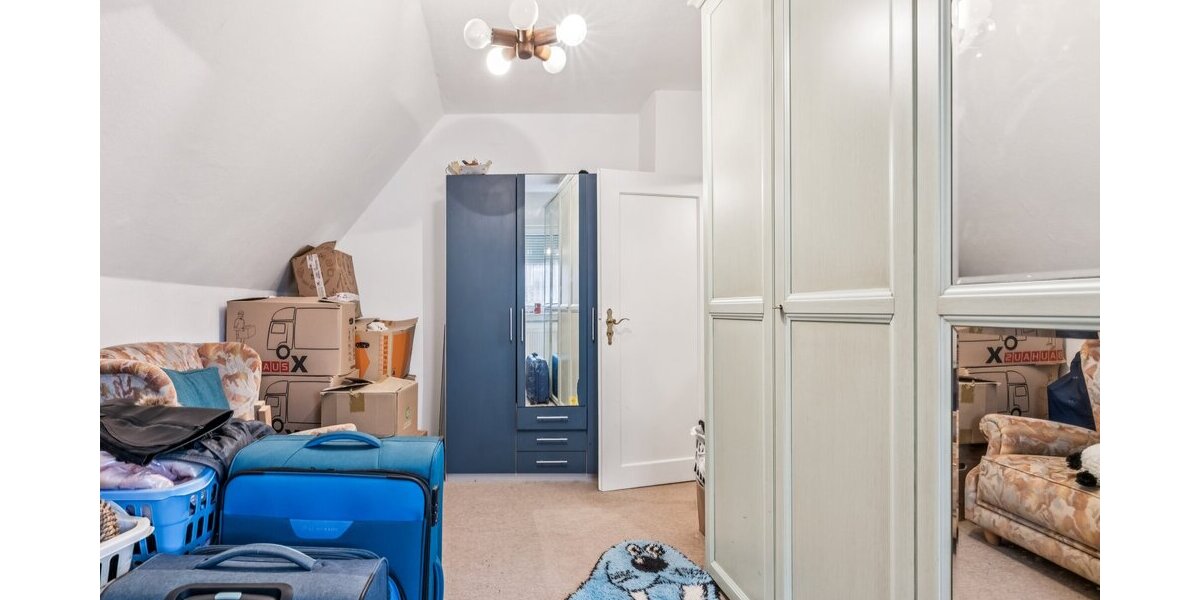 Charmantes Einfamilienhaus mit Potenzial: renovierungsbedürftig, aber sofort bewohnbar in Friedberg - Einfamilienhaus Friedberg | Angebot:25392907