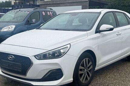 Hyundai i30 62.211 km 12.450 € Friedberg 86316