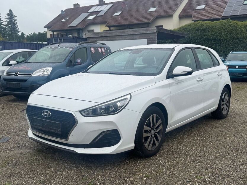 Hyundai i30 62.211 km 12.450 € Friedberg 86316