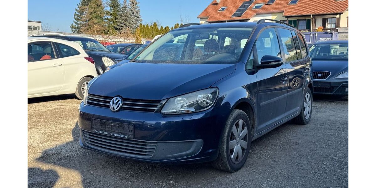 VW Touran 269.118 km 2.950 &euro; Friedberg 86316