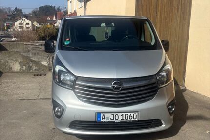 Opel Vivaro 148.000 km 21.000 &euro; Biberbach 86485