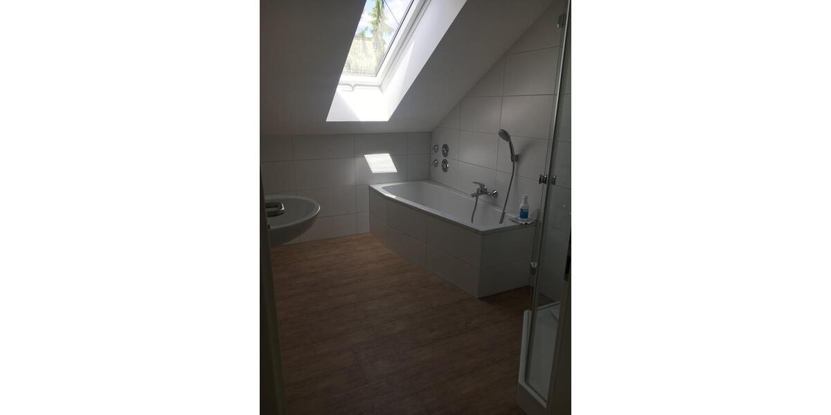 Dachgeschoßwohnung Schwabmünchen - 4 Zimmer, 84 m&sup2;, 804&euro; | Angebot:26416924