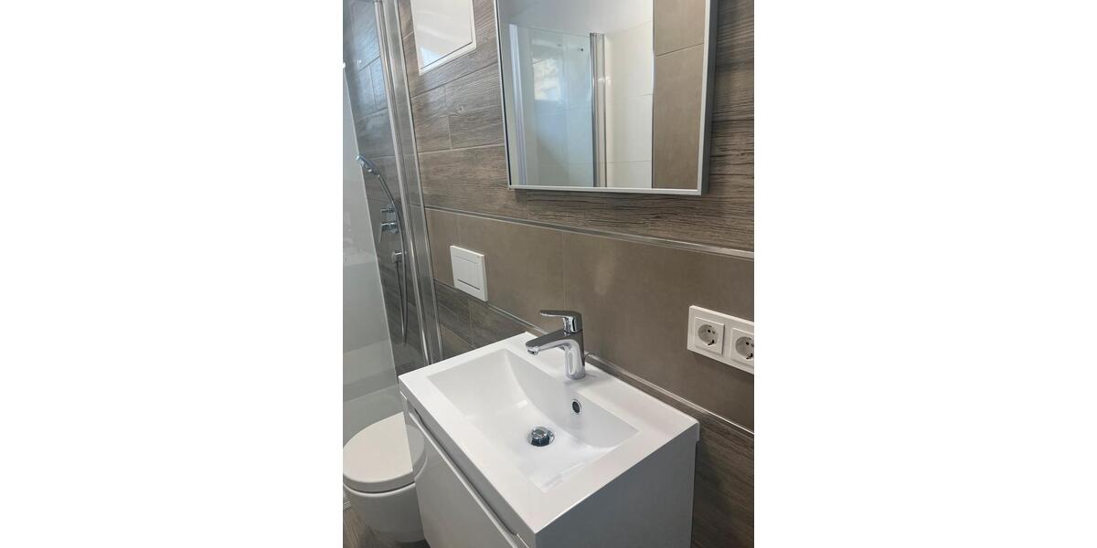 Etagenwohnung Stadtbergen - 1 Zimmer, 20 m&sup2;, 680&euro; | Angebot:26405832