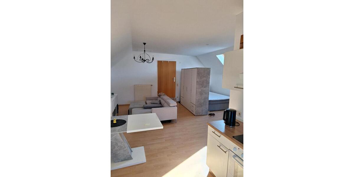 Dachgeschoßwohnung Merching - 1 Zimmer, 43 m&sup2;, 700&euro; | Angebot:25445187