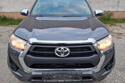 Toyota Hilux 181.000 km 27.900 € Augsburg 86167
