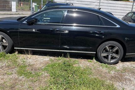 Audi A8 251.000 km 36.890 &euro; Augsburg 86167