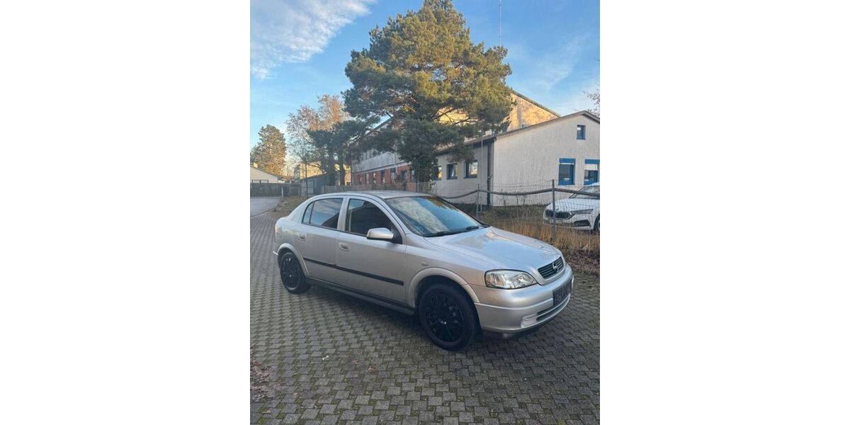 Opel Astra 110.000 km 2.950 &euro; Augsburg 86150
