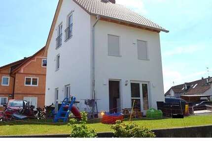 Haus Weil / Petzenhausen Petzenhausen - 5.5 Zimmer, 94 m&sup2;, 649.000&euro; | Angebot:26749248