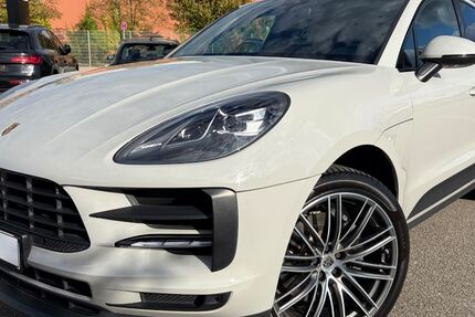 Porsche Macan 144.238 km 41.900 &euro; Augsburg 86154