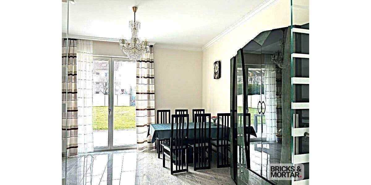 Einfamilienhaus Augsburg Oberhausen - 4 Zimmer, 135 m&sup2;, 1.090.000&euro; | Angebot:25896546