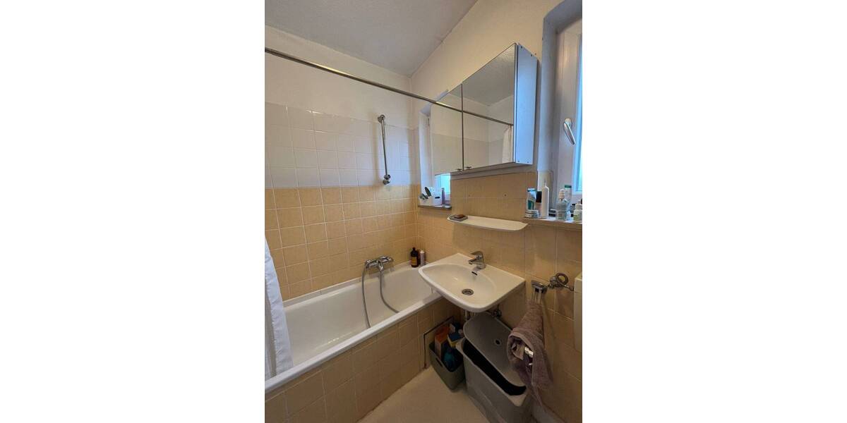 Etagenwohnung Augsburg Oberhausen - 2 Zimmer, 40 m&sup2;, 450&euro; | Angebot:26826049