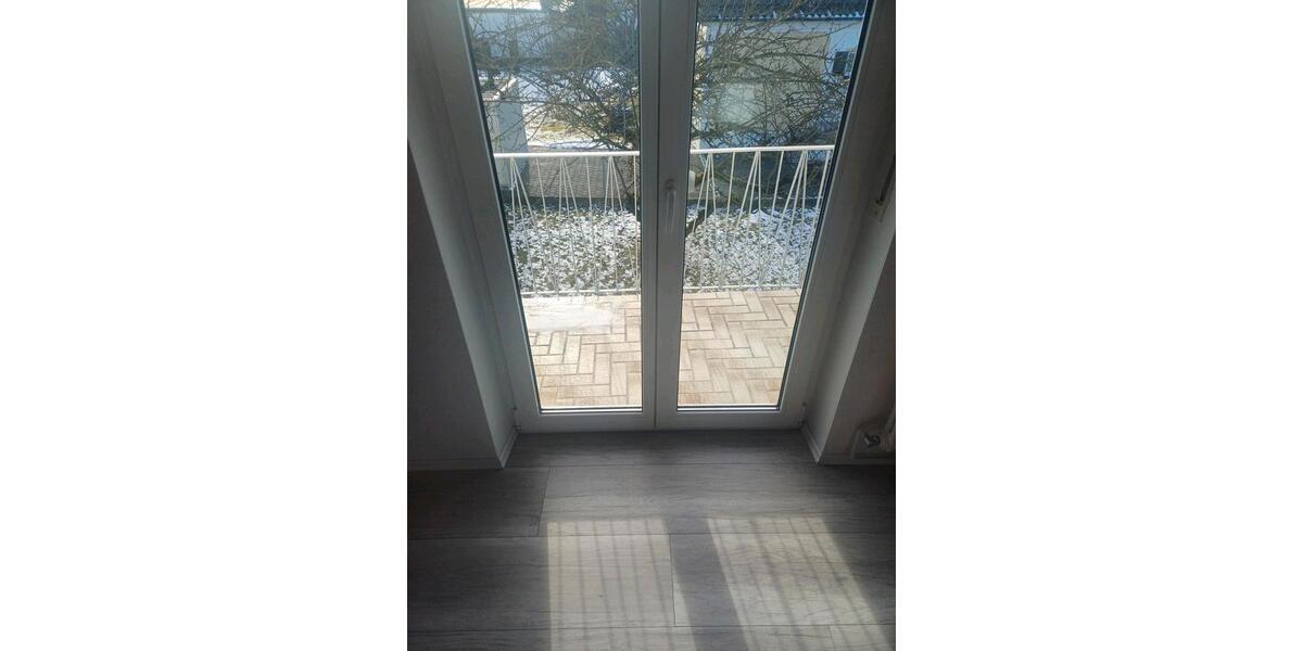 Etagenwohnung Wehringen - 3 Zimmer, 72 m&sup2;, 720&euro; | Angebot:24649715