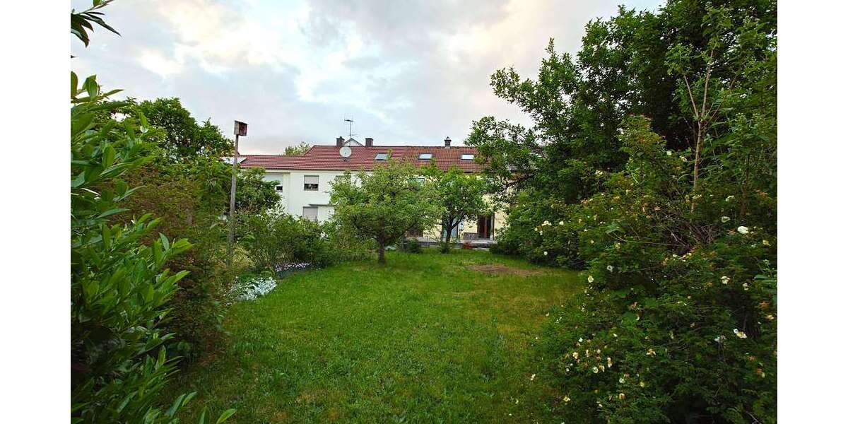 Haus zum Kaufen in Augsburg 682.450 € 152 m² 7 zimmer