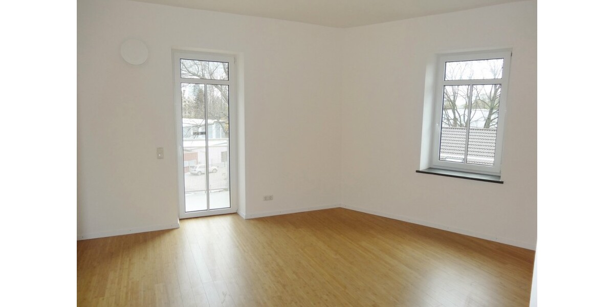 2 sanierte Altbauwohnungen 105 + 92 qm, je mit 2 Balkonen, Bambus-Parkett, hohe Räume, ruhig, nähe KUKA Augsburg - 4- Augsburg Lechhausen | Angebot:26953268
