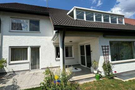 Haus Friedberg - 7 Zimmer, 221 m&sup2;, 775.000&euro; | Angebot:27154312