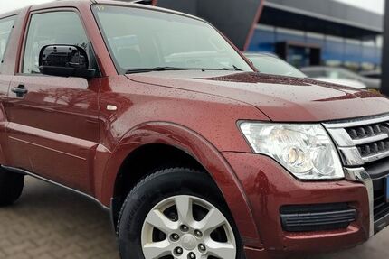 Mitsubishi Pajero 109.300 km 29.990 &euro; Königsbrunn 86343