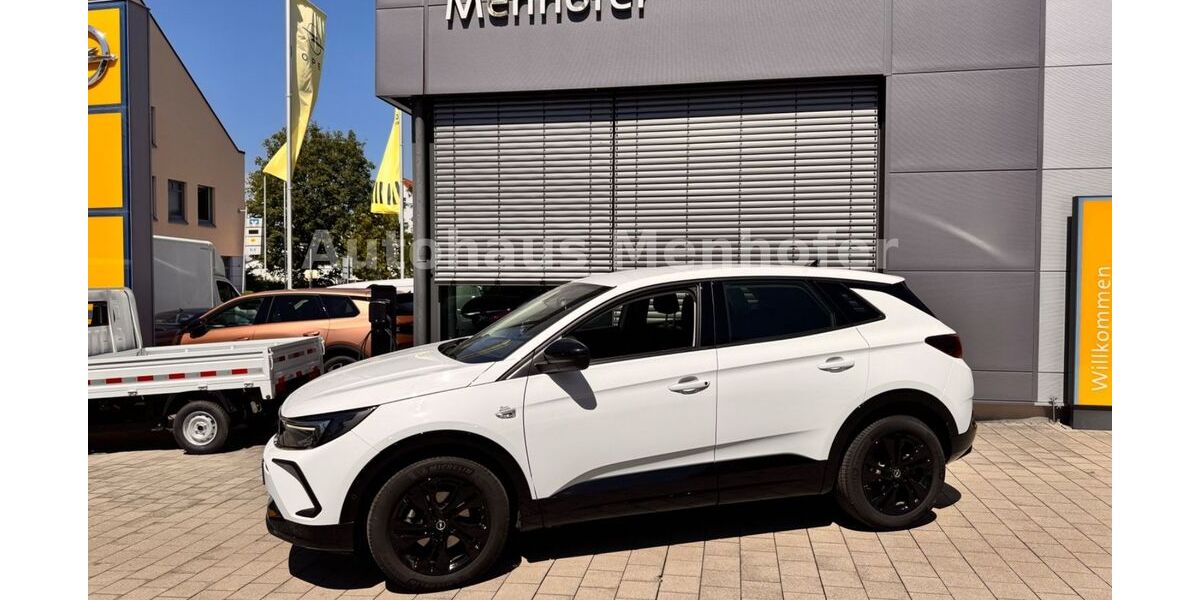 Opel Grandland (X) 18.900 km 22.900 &euro; Bobingen 86399