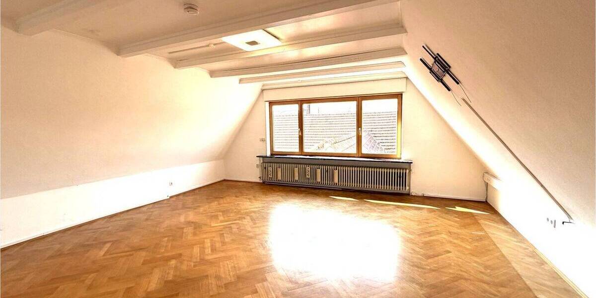 Etagenwohnung Fischach - 6 Zimmer, 145 m&sup2;, 1.150&euro; | Angebot:26128202