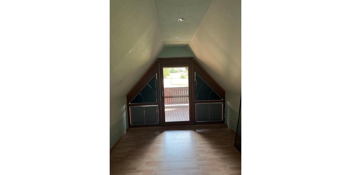 Maisonettenwohnung Kutzenhausen - 4 Zimmer, 100 m&sup2;, 1.200&euro; | Angebot:26573302
