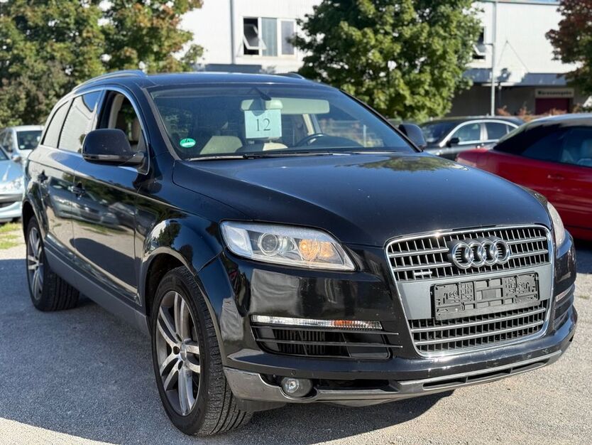 Audi Q7 193.678 km 7.500 € Augsburg 86167