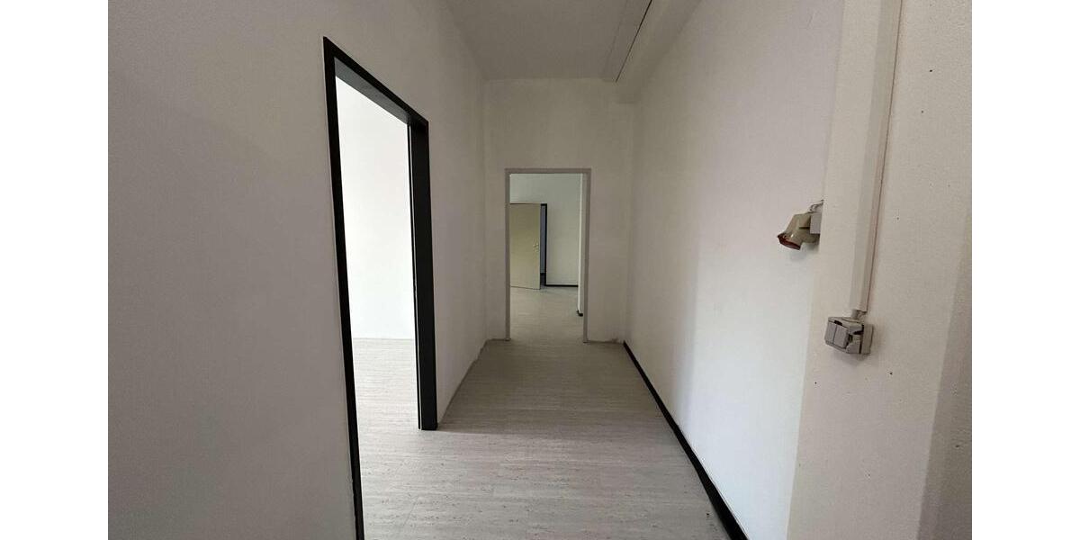 Gewerbeobjekt Neusäß - 2.500&euro; | Angebot:22578867