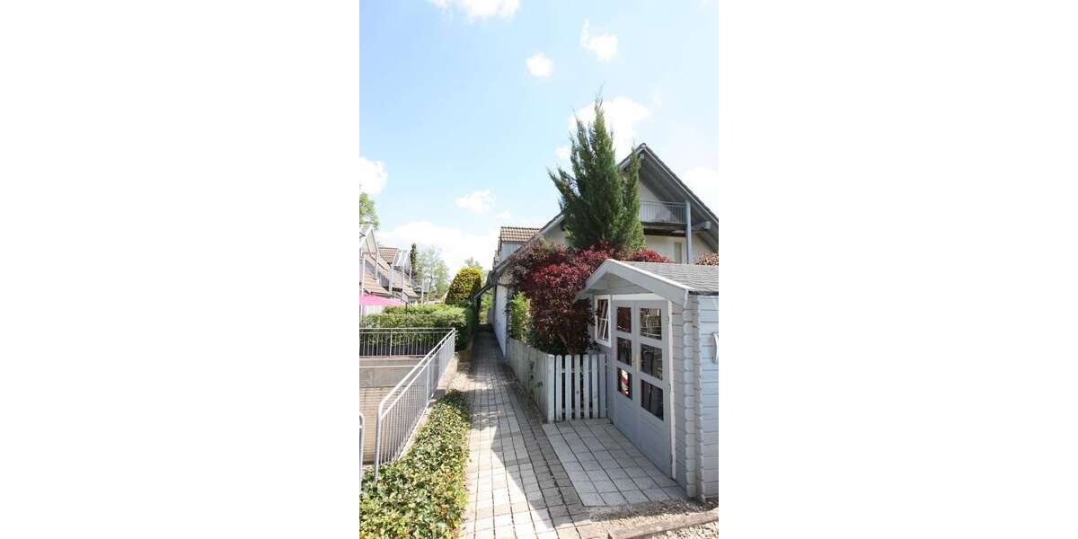 Etagenwohnung Stadtbergen - 2 Zimmer, 44 m&sup2;, 220.000&euro; | Angebot:27150903