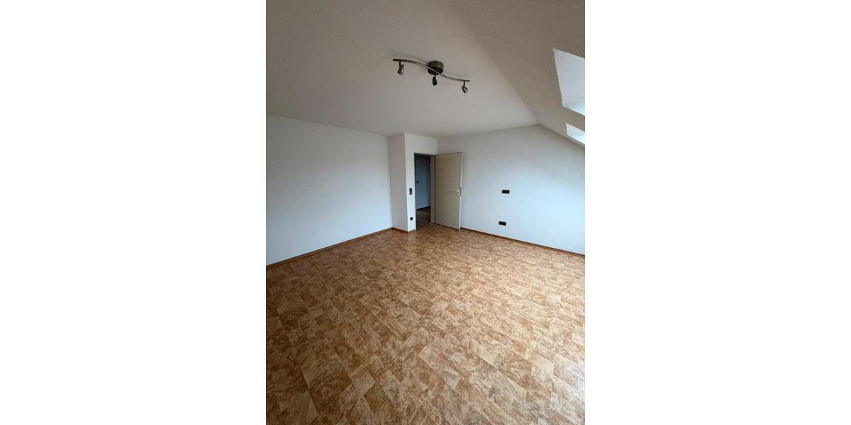 Dachgeschoßwohnung Gessertshausen - 2 Zimmer, 50 m&sup2;, 570&euro; | Angebot:26429645