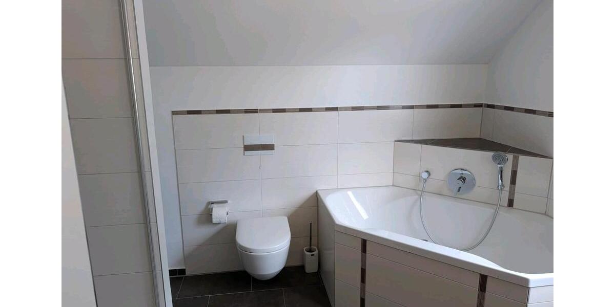 Einfamilienhaus Aichach - 5 Zimmer, 135 m&sup2;, 1.350&euro; | Angebot:25170608