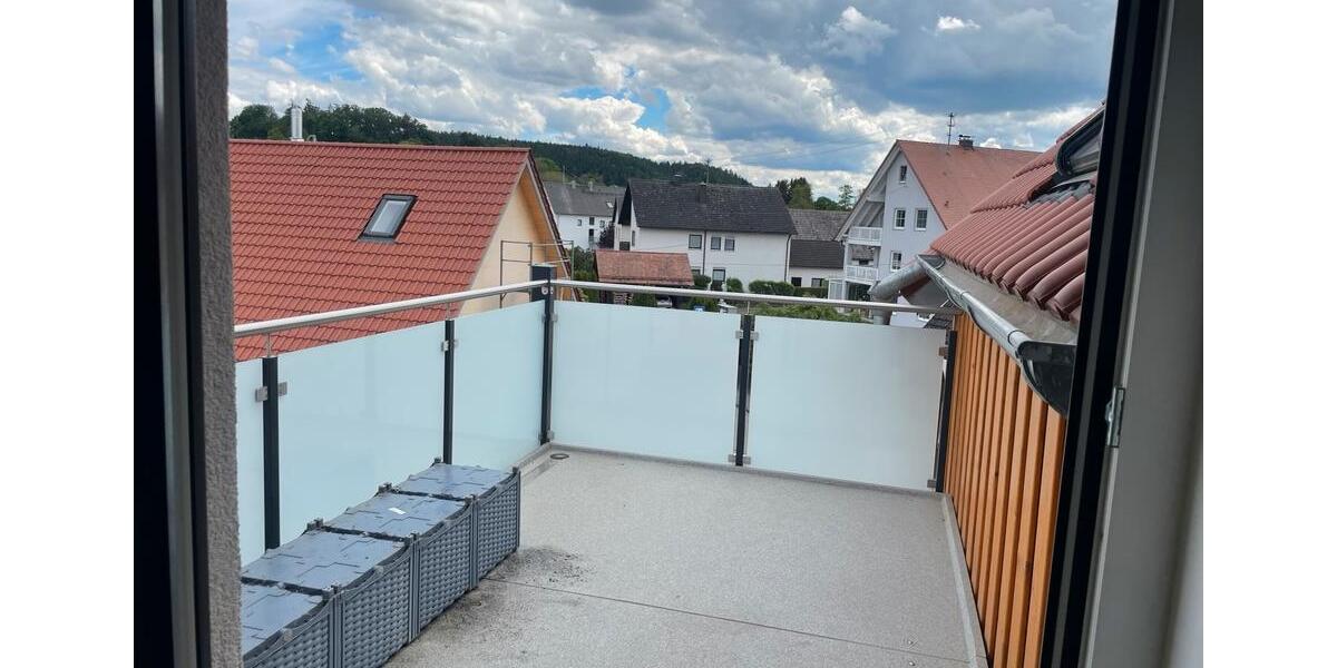 Dachgeschoßwohnung Altenmünster - 4 Zimmer, 95 m&sup2;, 1.150&euro; | Angebot:26473023