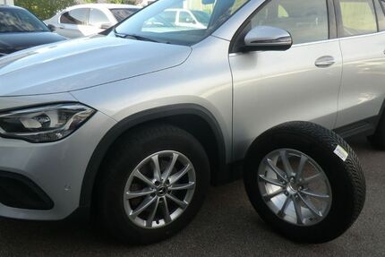 Mercedes-Benz GLA 200 60.387 km 28.350 &euro; Mickhausen 86866