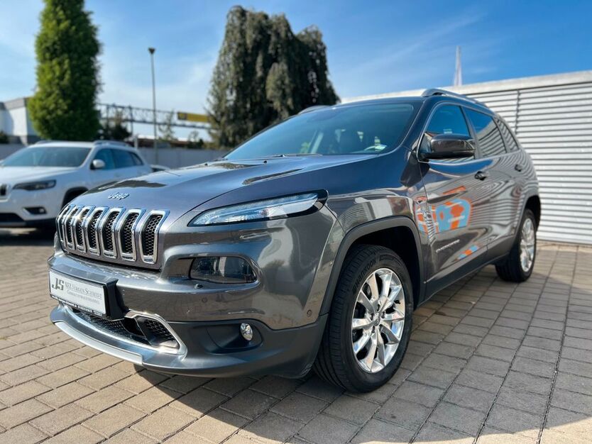 Jeep Cherokee 121.000 km 14.900 € Königsbrunn 86343